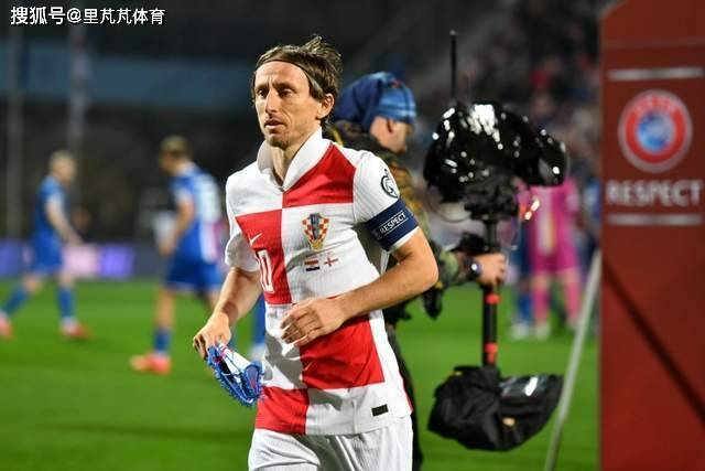 一日意甲动向：马尔蒂尼会接班蓝衣军团么，国米谈巴斯托尼转会